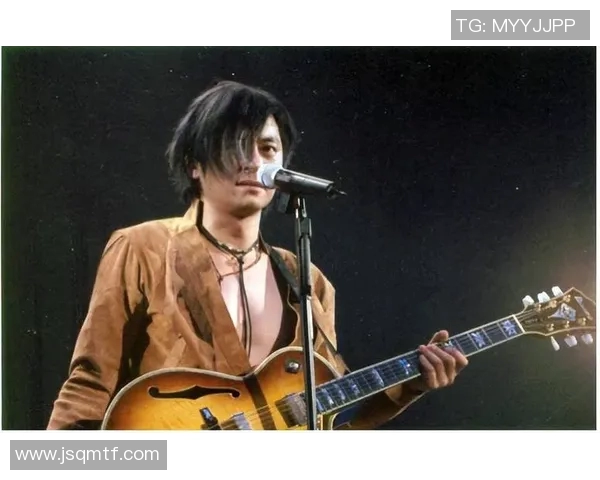 退役足球明星风采展现他们的辉煌岁月与人生转折的精彩瞬间